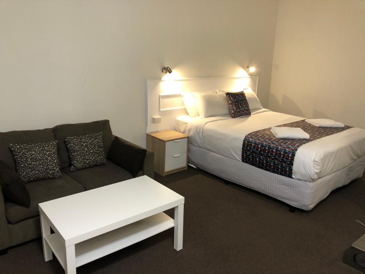 Parkside Inn Motel Мельбурн Экстерьер фото