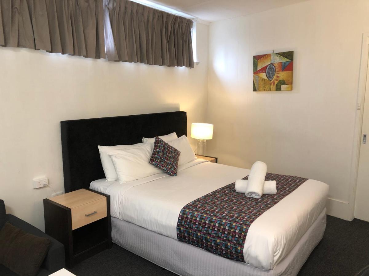 Parkside Inn Motel Мельбурн Экстерьер фото