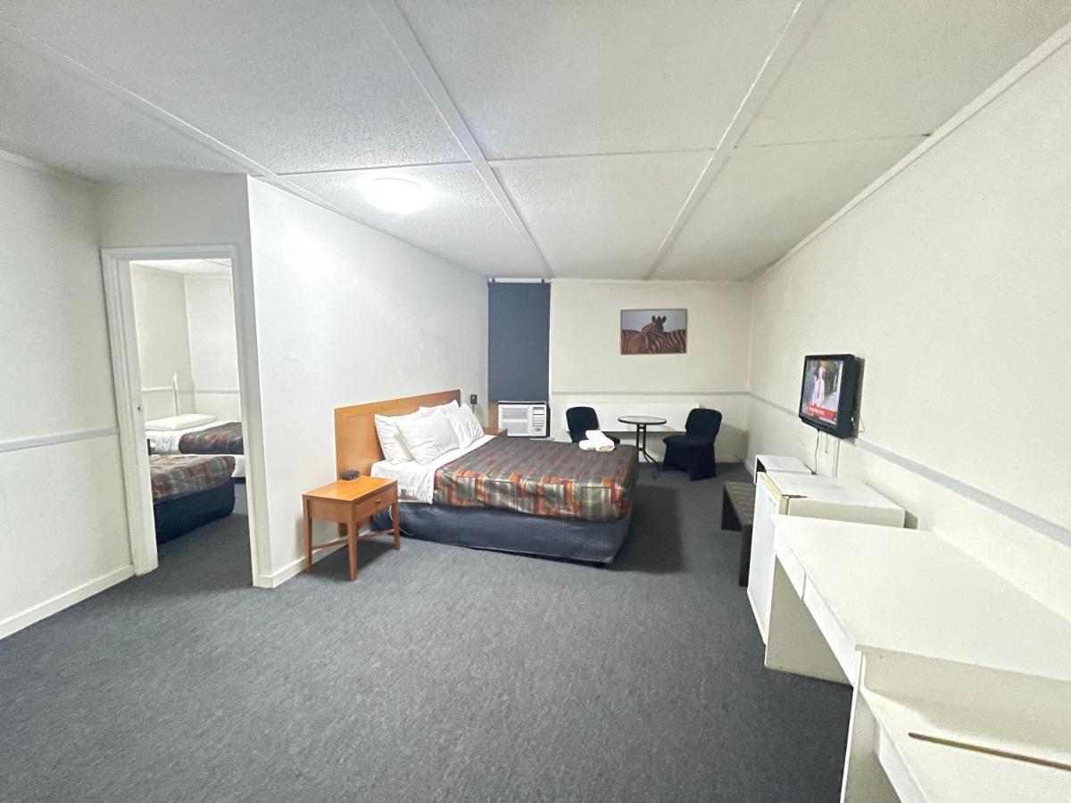 Parkside Inn Motel Мельбурн Экстерьер фото