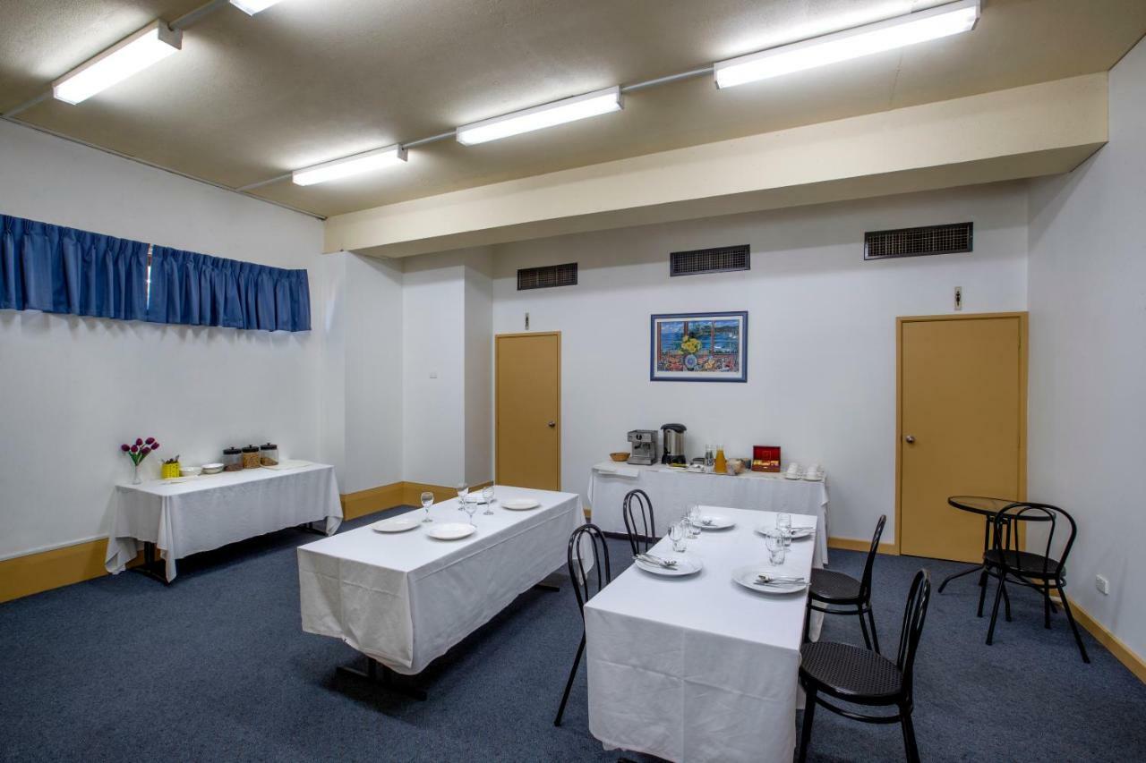 Parkside Inn Motel Мельбурн Экстерьер фото
